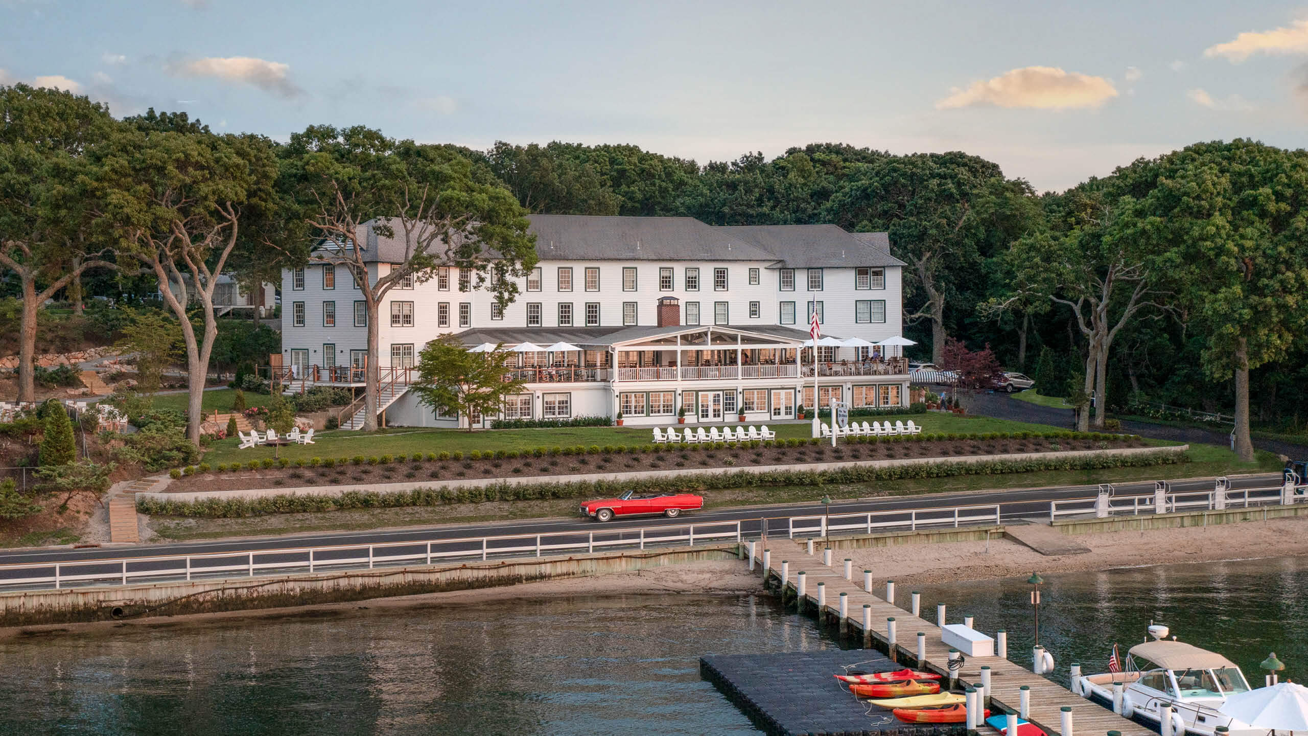 A lovely Hotel of white and green overlooking the bay