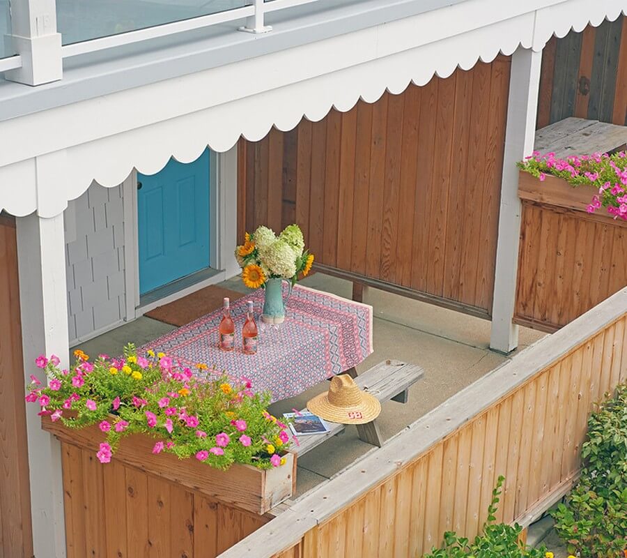 beach shack guest room